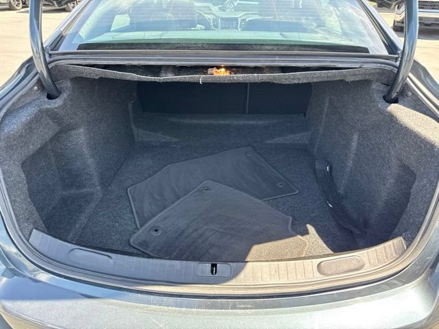 Used 2018 Chevrolet Impala Premier FWD image 13