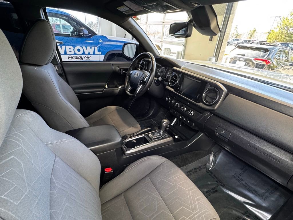 Used 2019 Toyota Tacoma TRD Off-Road image 48