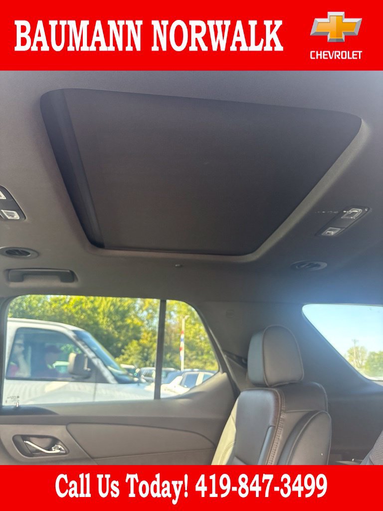 Used 2022 Chevrolet Traverse High Country AWD/4WD image 51