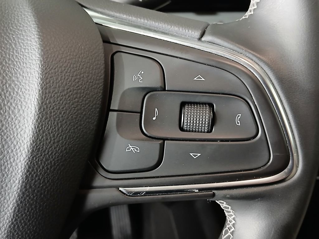 Used 2024 Buick Encore GX Avenir w/ Avenir Convenience Package FWD image 28