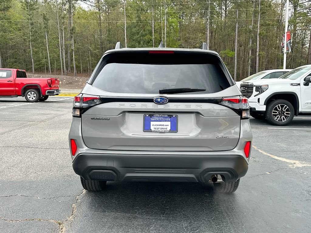 Used 2025 Subaru Forester Premium w/ Convenience Package #1 image 15