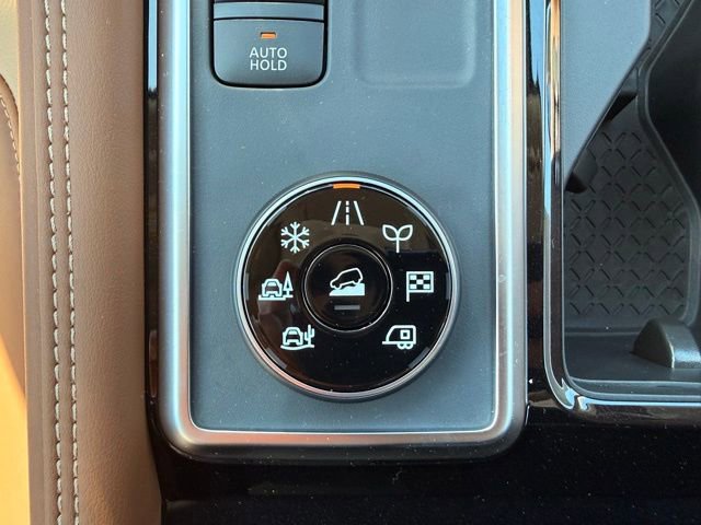 New 2026 Nissan Pathfinder Platinum AWD/4WD image 33