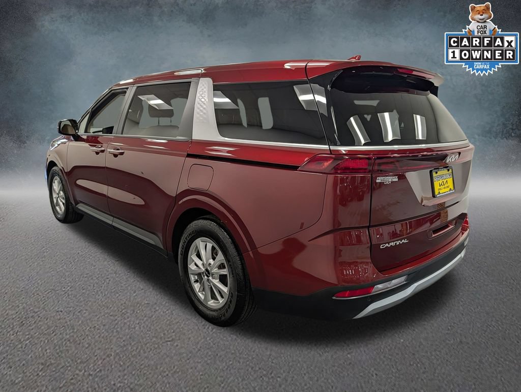 Certified 2024 Kia Carnival LX FWD image 6