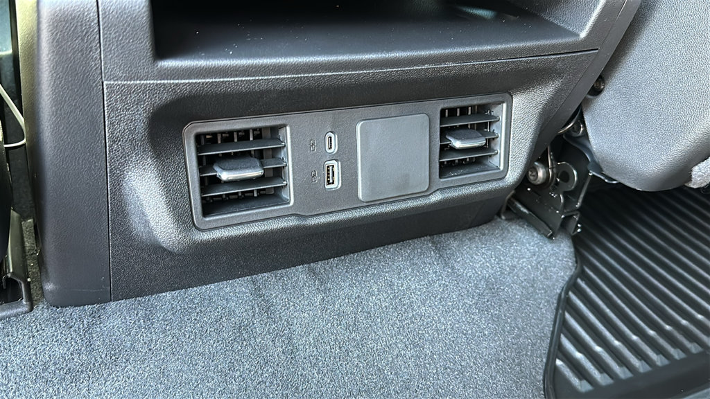 New 2026 Chevrolet Silverado 1500 Custom w/ Turbomax Blackout Package AWD/4WD image 27