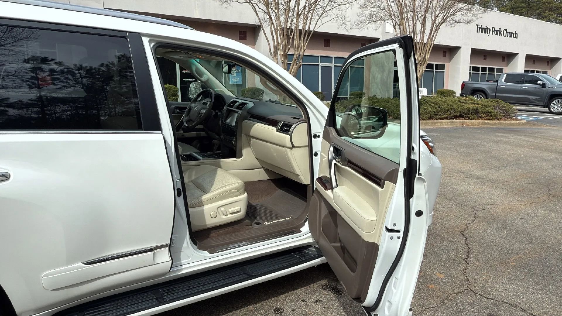 Used 2015 Lexus GX 460 Luxury image 20