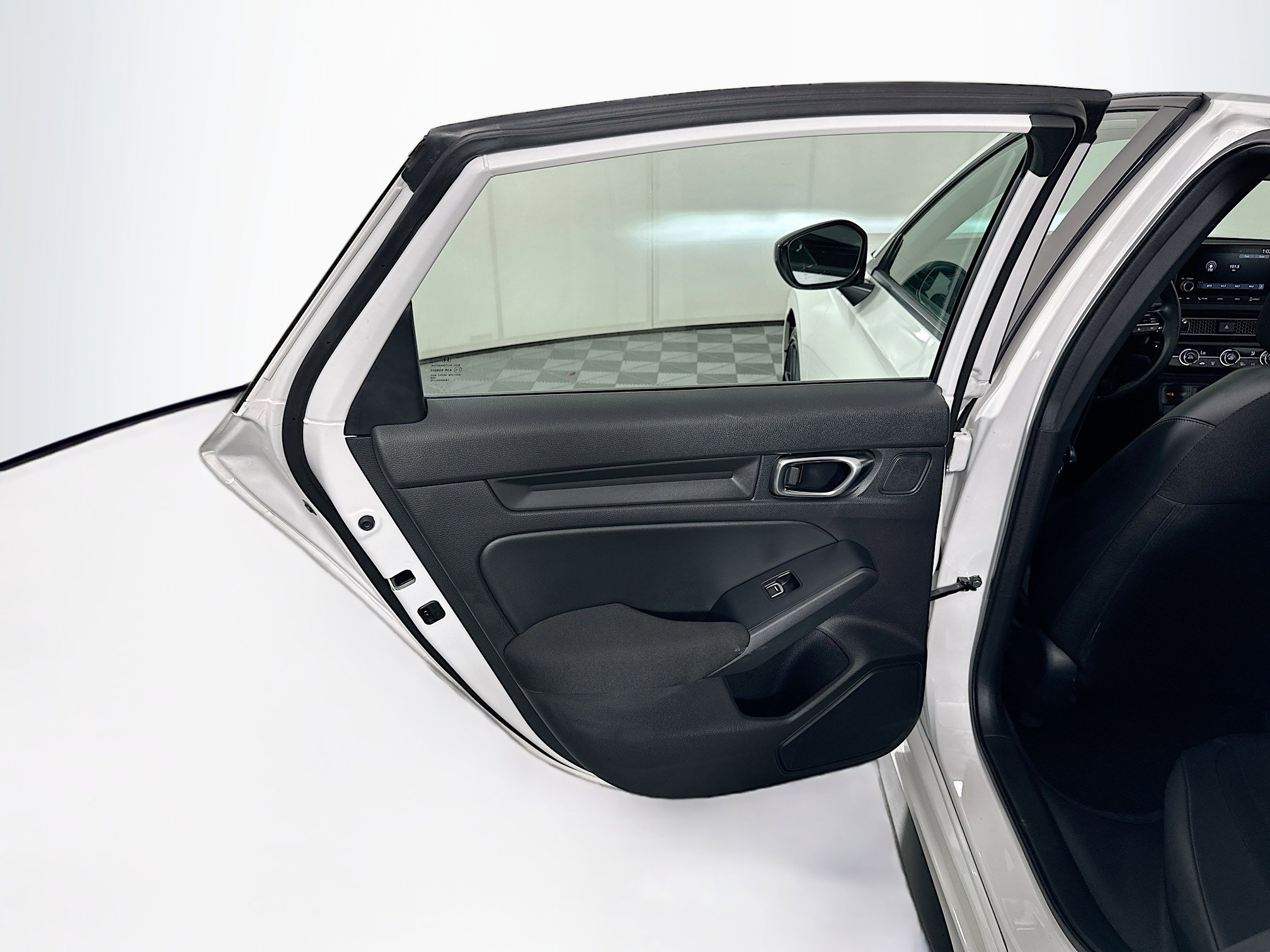 Used 2025 Honda Civic Sport image 24