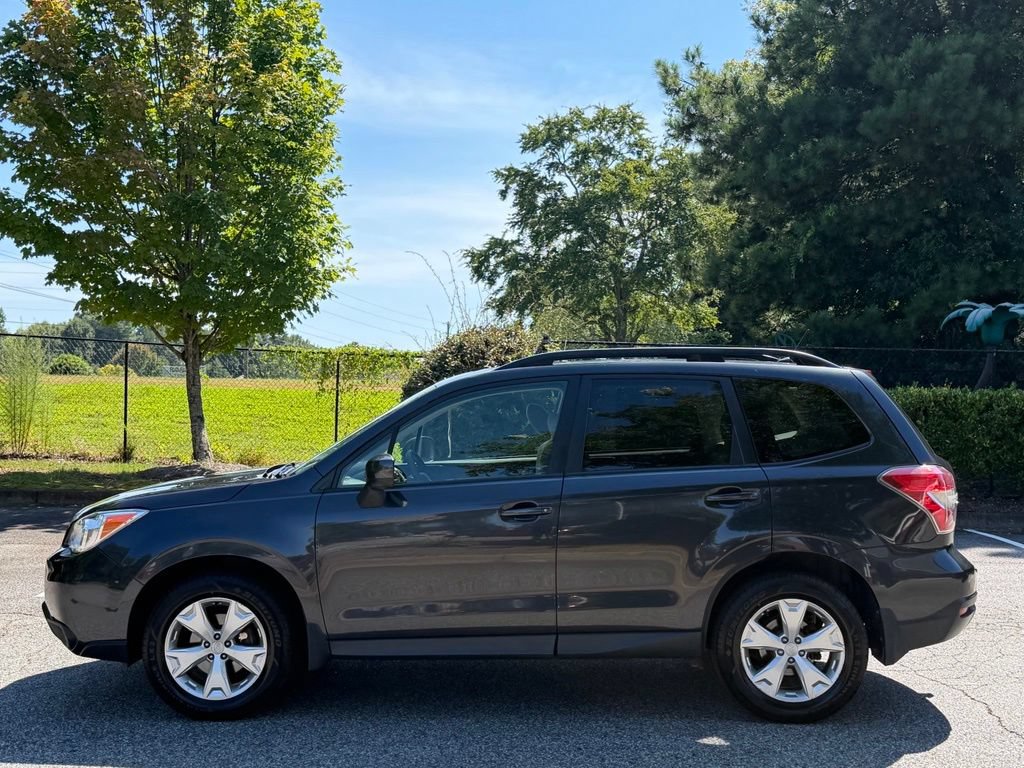 Used 2015 Subaru Forester 2.5i Premium w/ All-Weather Package AWD/4WD image 2