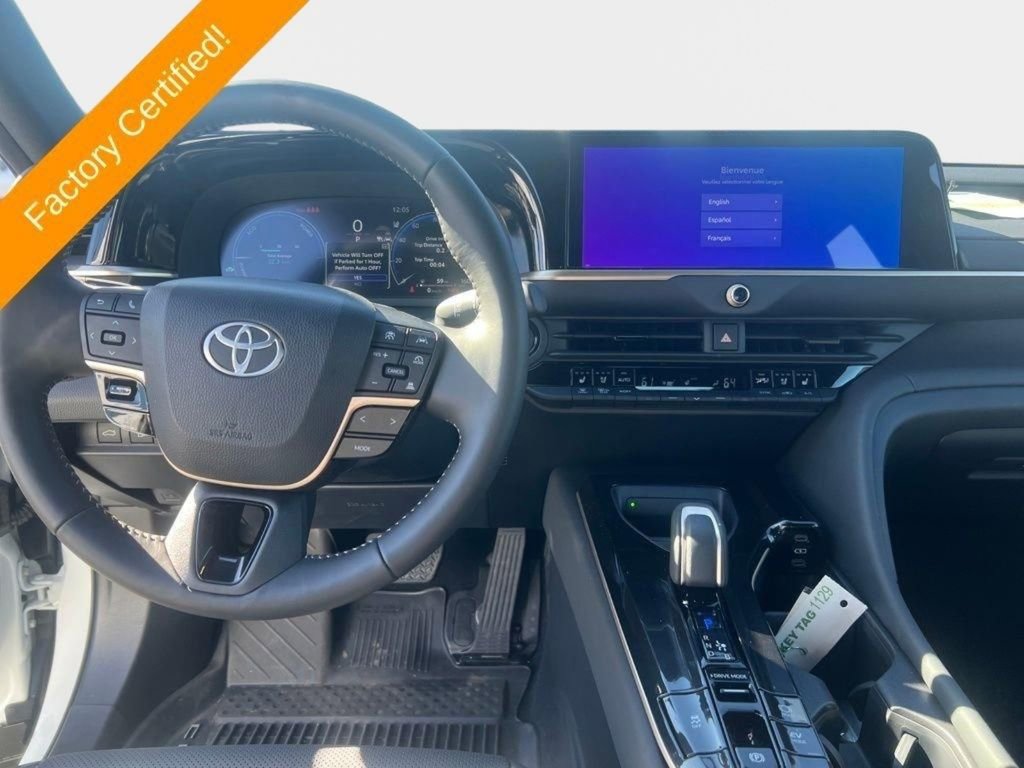 Used 2026 Toyota Crown XLE image 21