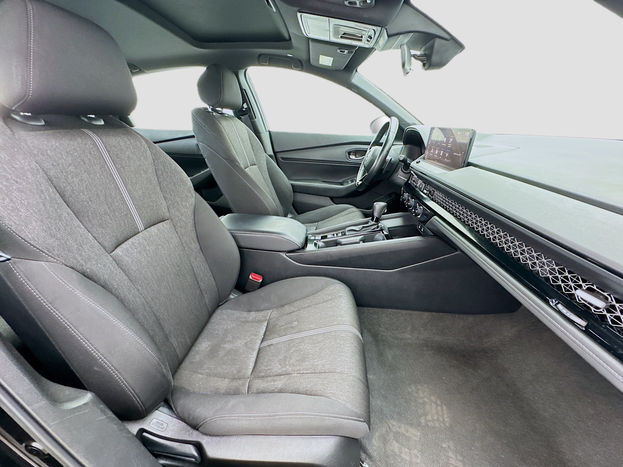 Used 2024 Honda Accord Sport image 19