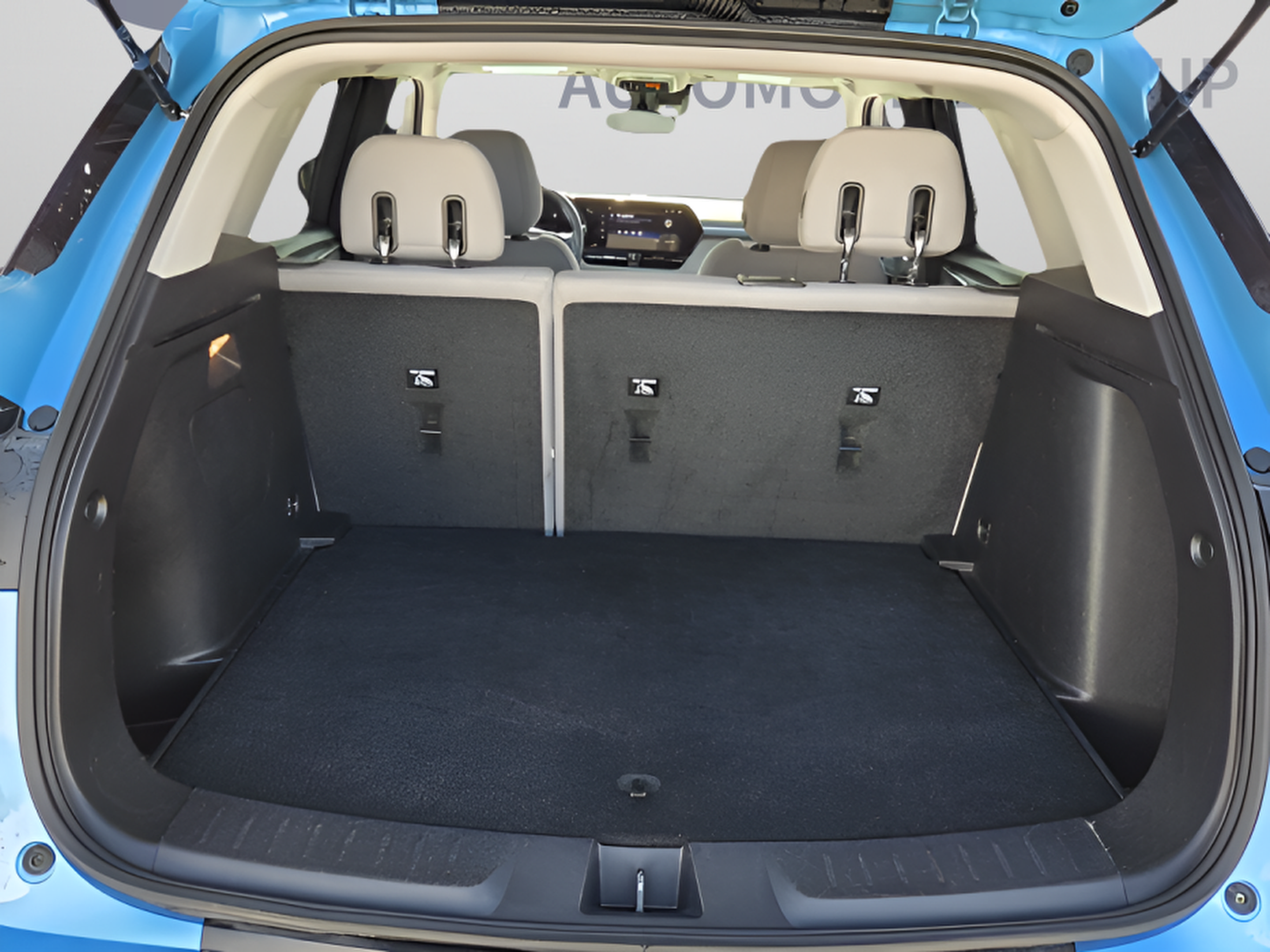 Used 2025 Chevrolet TrailBlazer LT FWD image 13