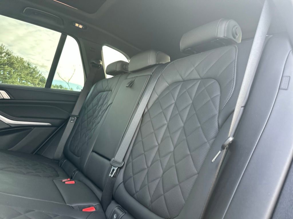 Certified 2024 BMW X5 xDrive40i w/ Premium Package image 24