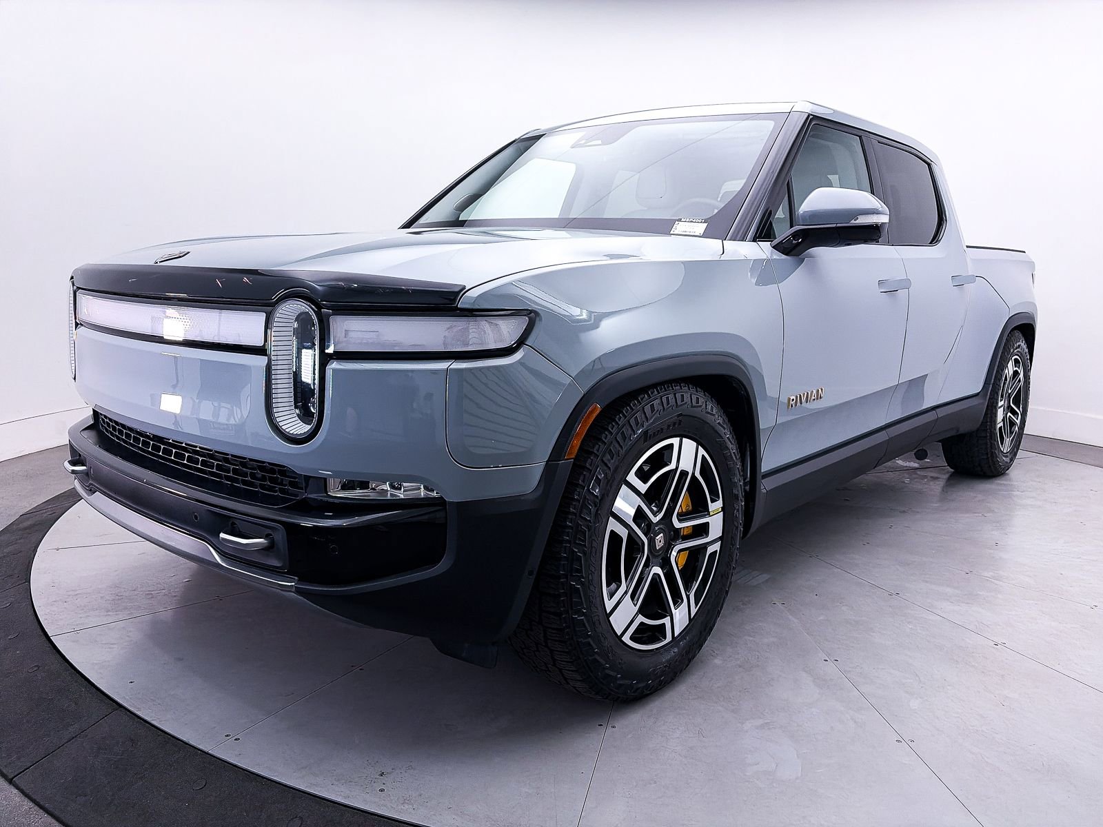 Used 2023 Rivian R1T Adventure AWD/4WD image 13