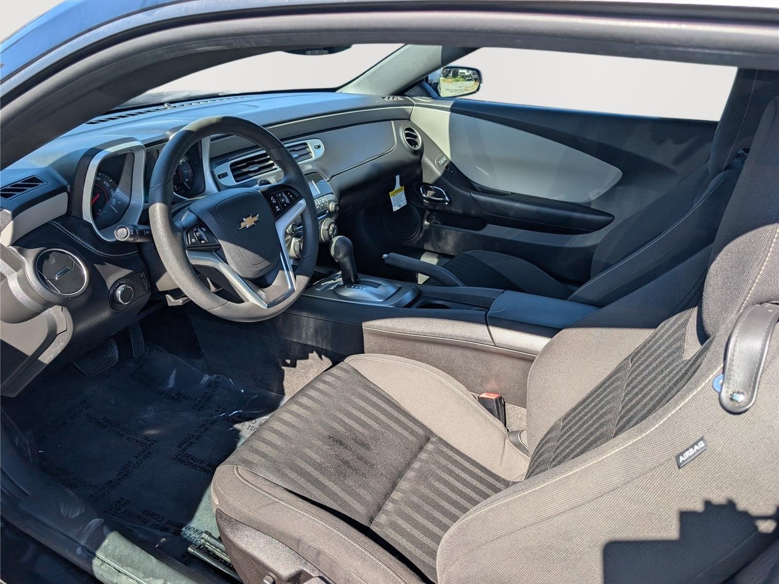 Used 2015 Chevrolet Camaro LS RWD image 13