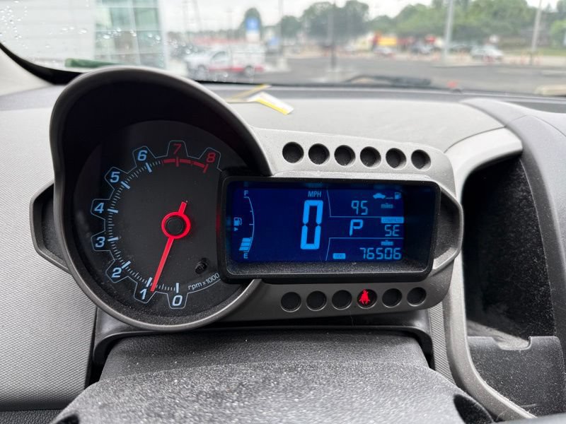 Used 2015 Chevrolet Sonic LT FWD image 11