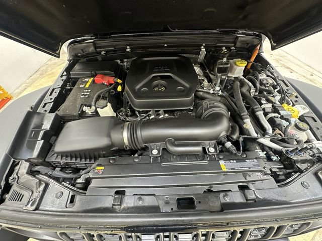 Used 2025 Jeep Wrangler Unlimited Rubicon 4xe w/ Convenience Group image 18