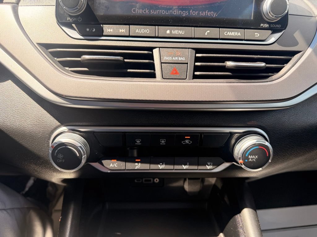Used 2024 Nissan Altima 2.5 SR FWD image 22