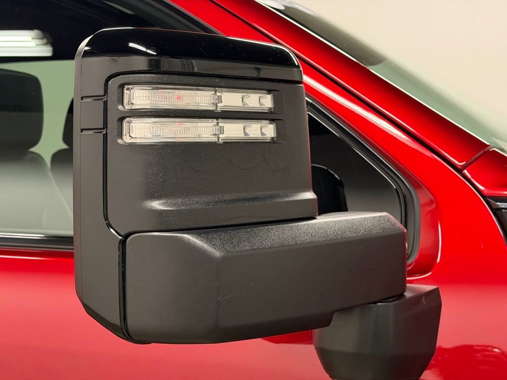 Certified 2025 GMC Sierra 2500 AT4 w/ AT4 Premium Plus Package AWD/4WD image 18