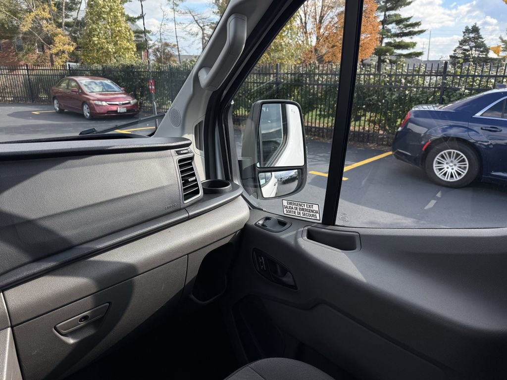 Used 2024 Ford Transit 350 XLT image 22