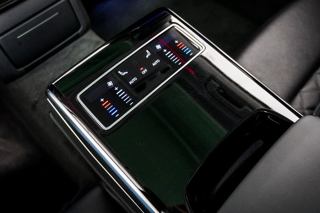 Used 2023 Audi S8 image 26