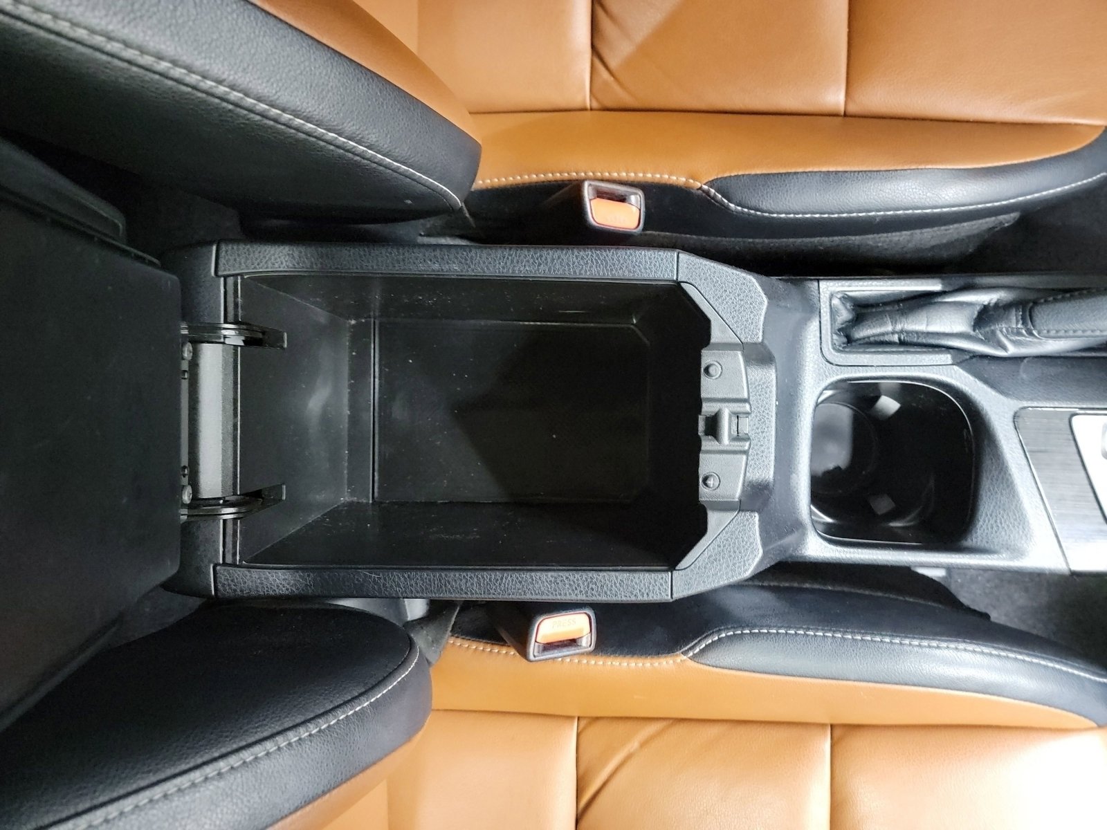 Used 2018 Toyota RAV4 Limited image 22