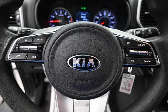 Used 2020 Kia Sportage LX AWD/4WD image 14
