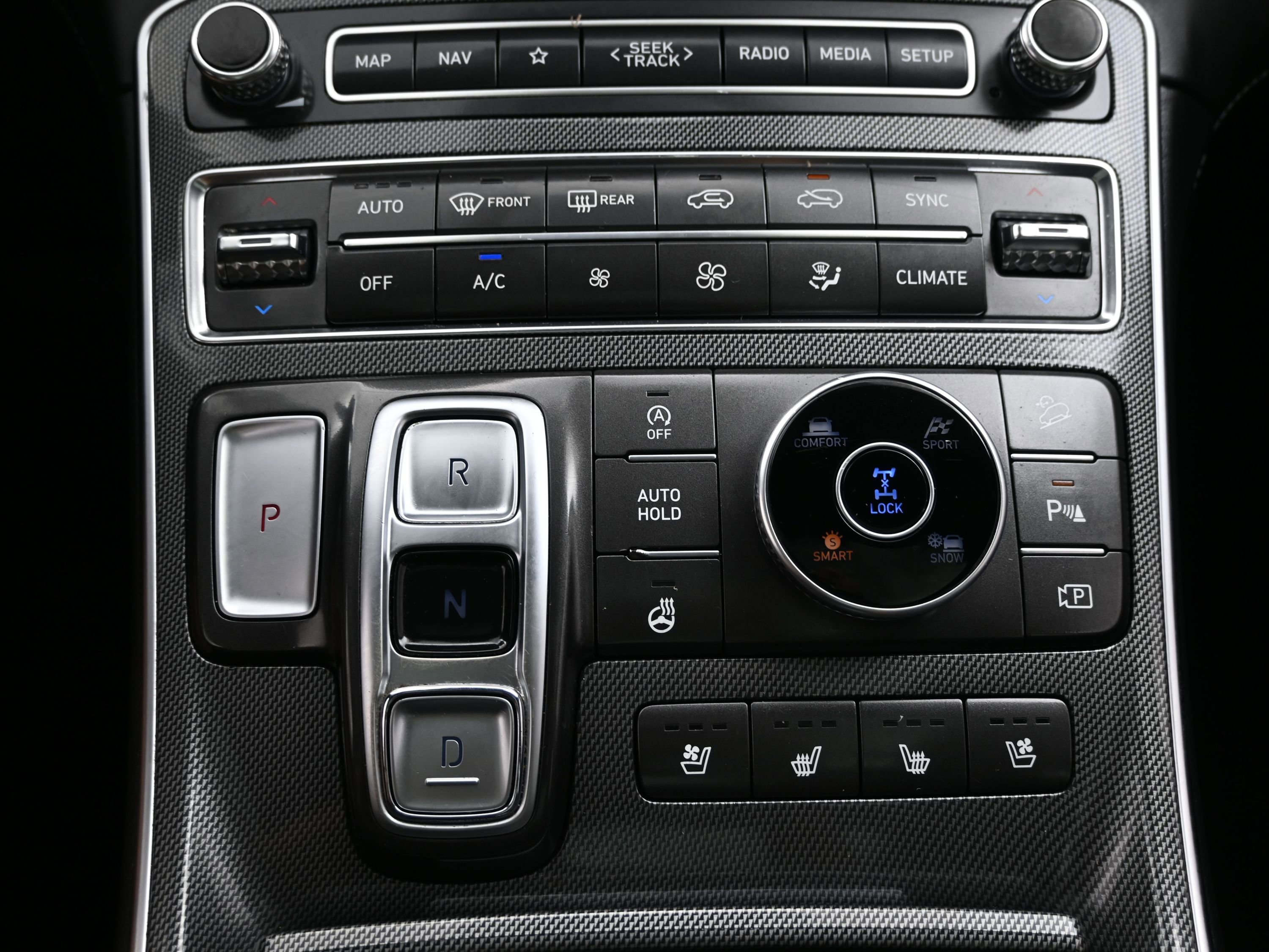 Used 2022 Hyundai Santa Fe Limited image 17