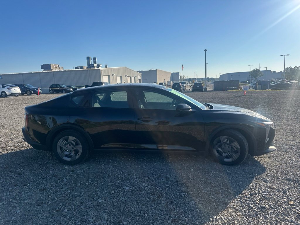 Used 2026 Kia K4 FWD image 9