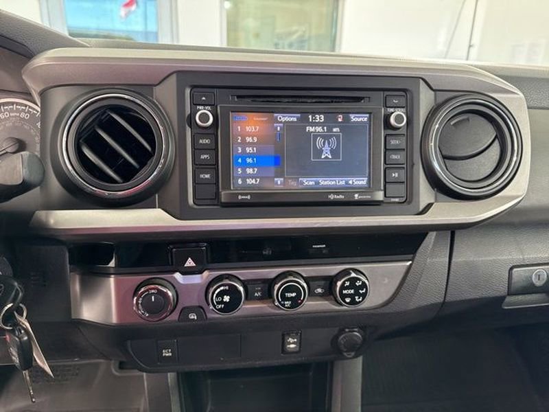 Used 2017 Toyota Tacoma SR5 image 23