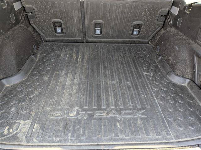 Used 2021 Subaru Outback Premium AWD/4WD image 6