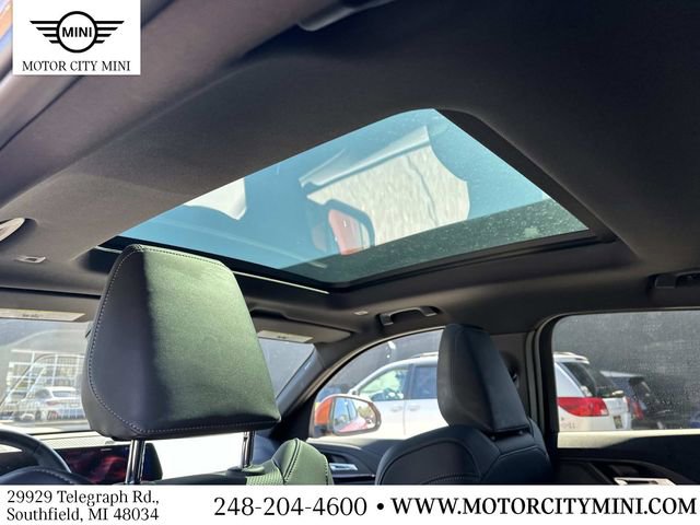 Used 2025 BMW X2 xDrive28i image 17