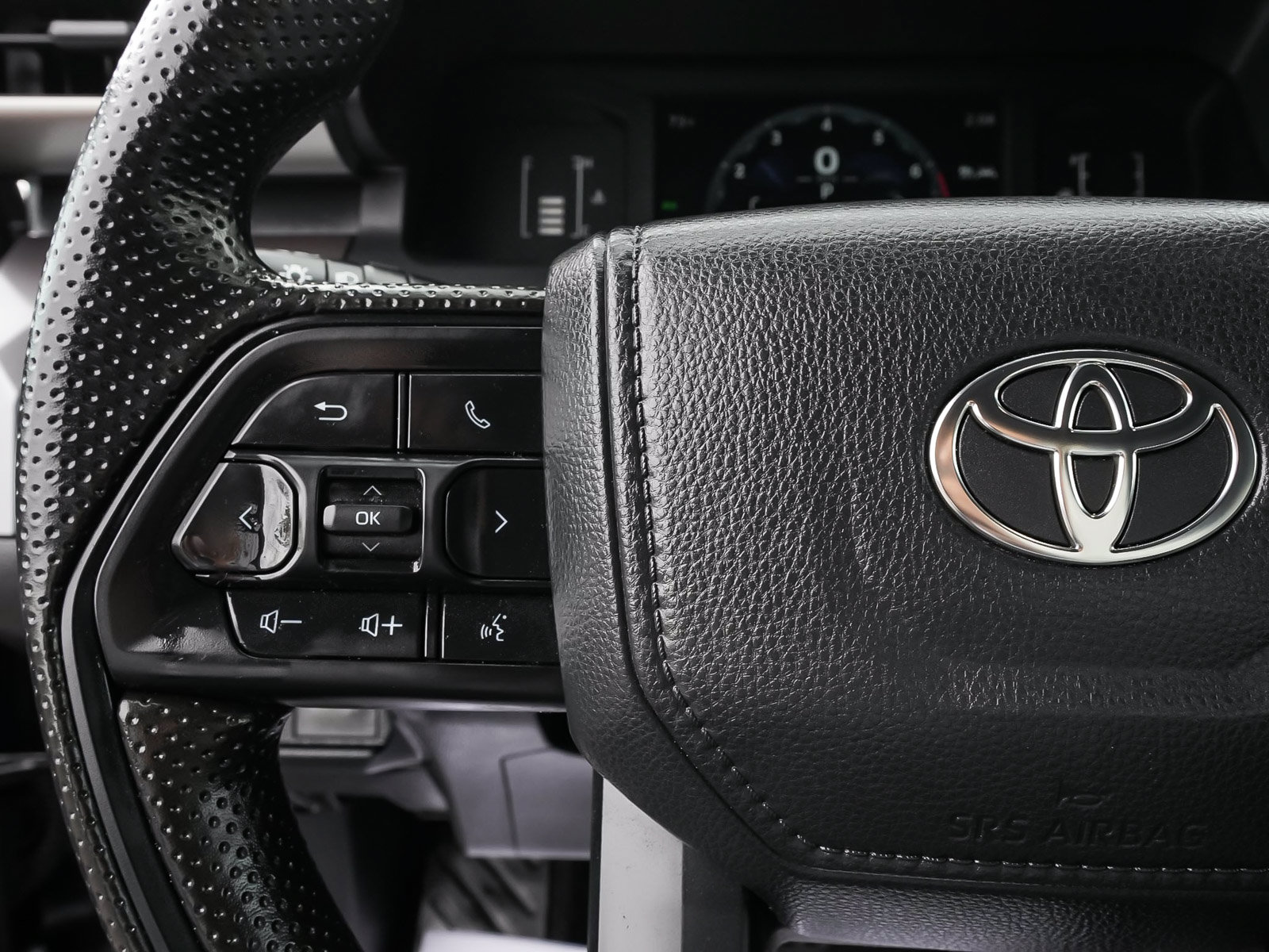 Used 2024 Toyota Tacoma SR5 AWD/4WD image 20