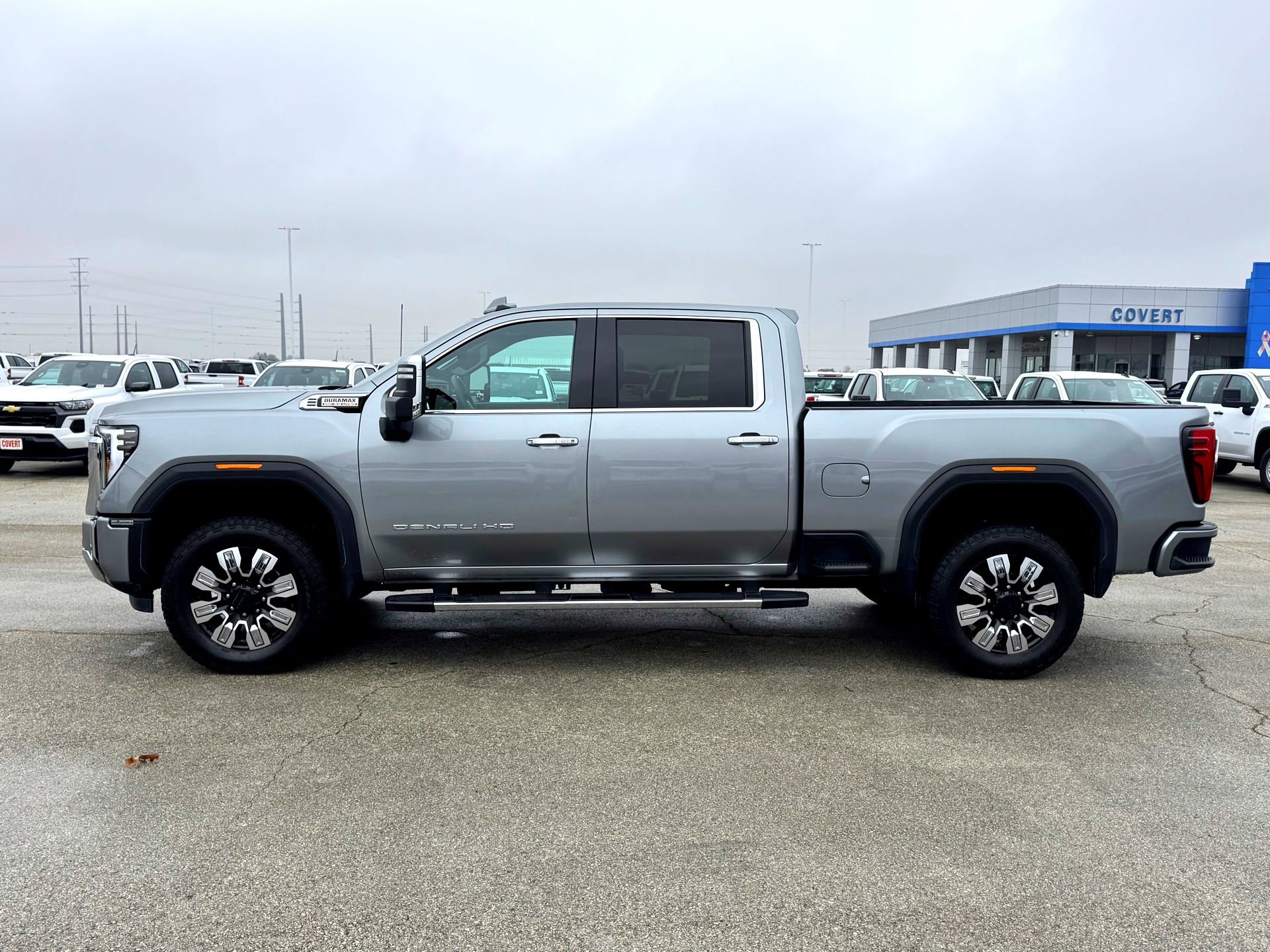 Used 2024 GMC Sierra 2500 Denali w/ Denali Reserve Package image 10