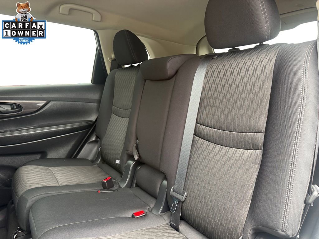 Used 2019 Nissan Rogue S AWD/4WD image 14