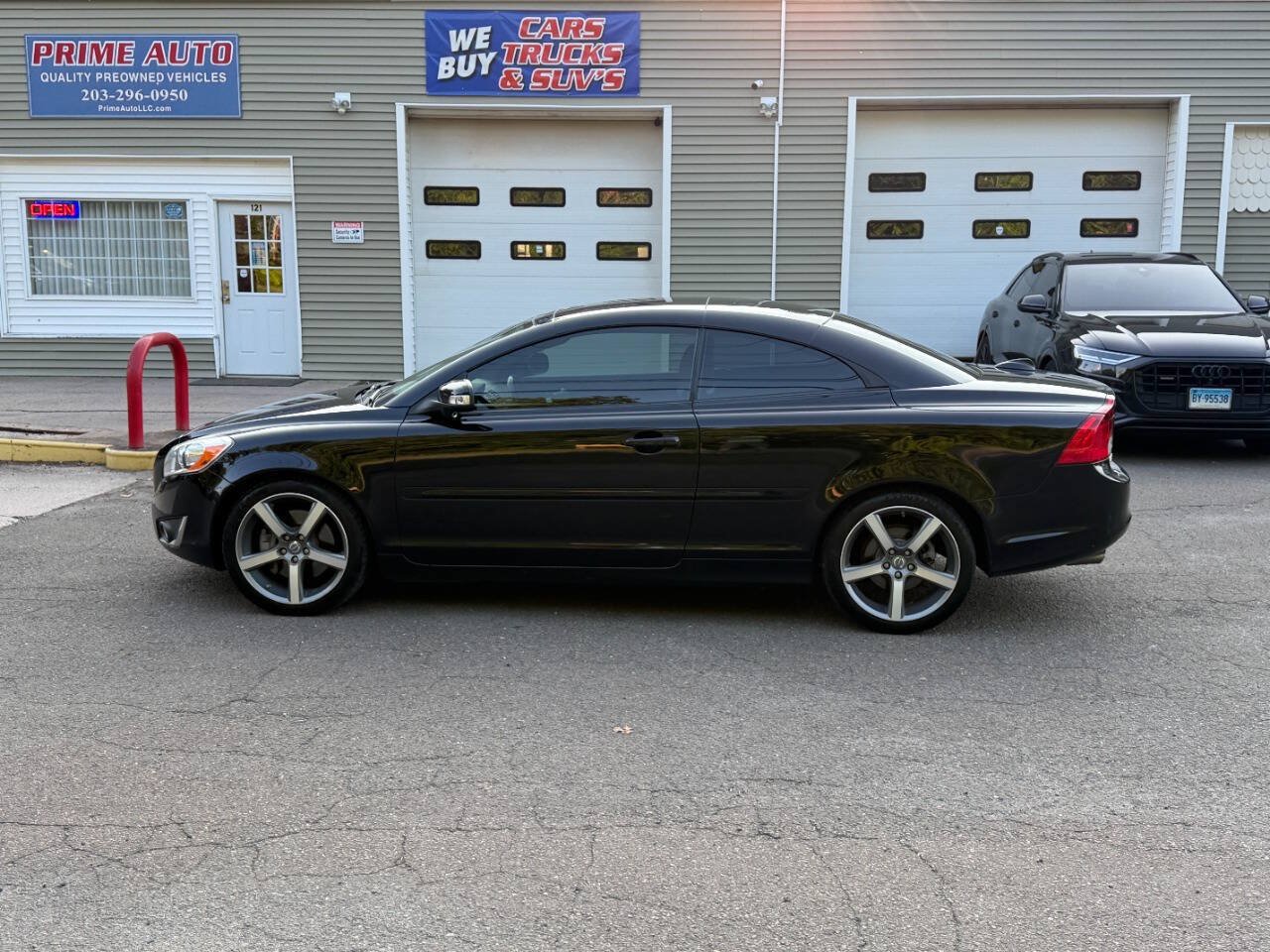 Used 2013 Volvo C70 T5 FWD image 3