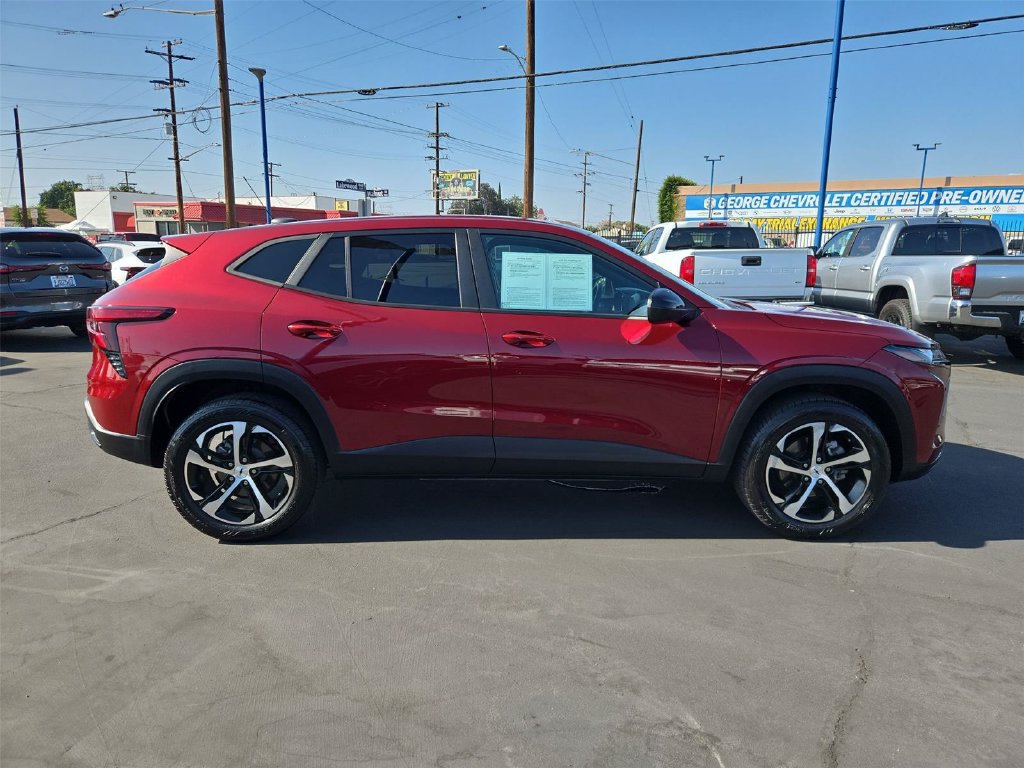 Used 2024 Chevrolet Trax RS w/ Driver Confidence Package FWD image 26