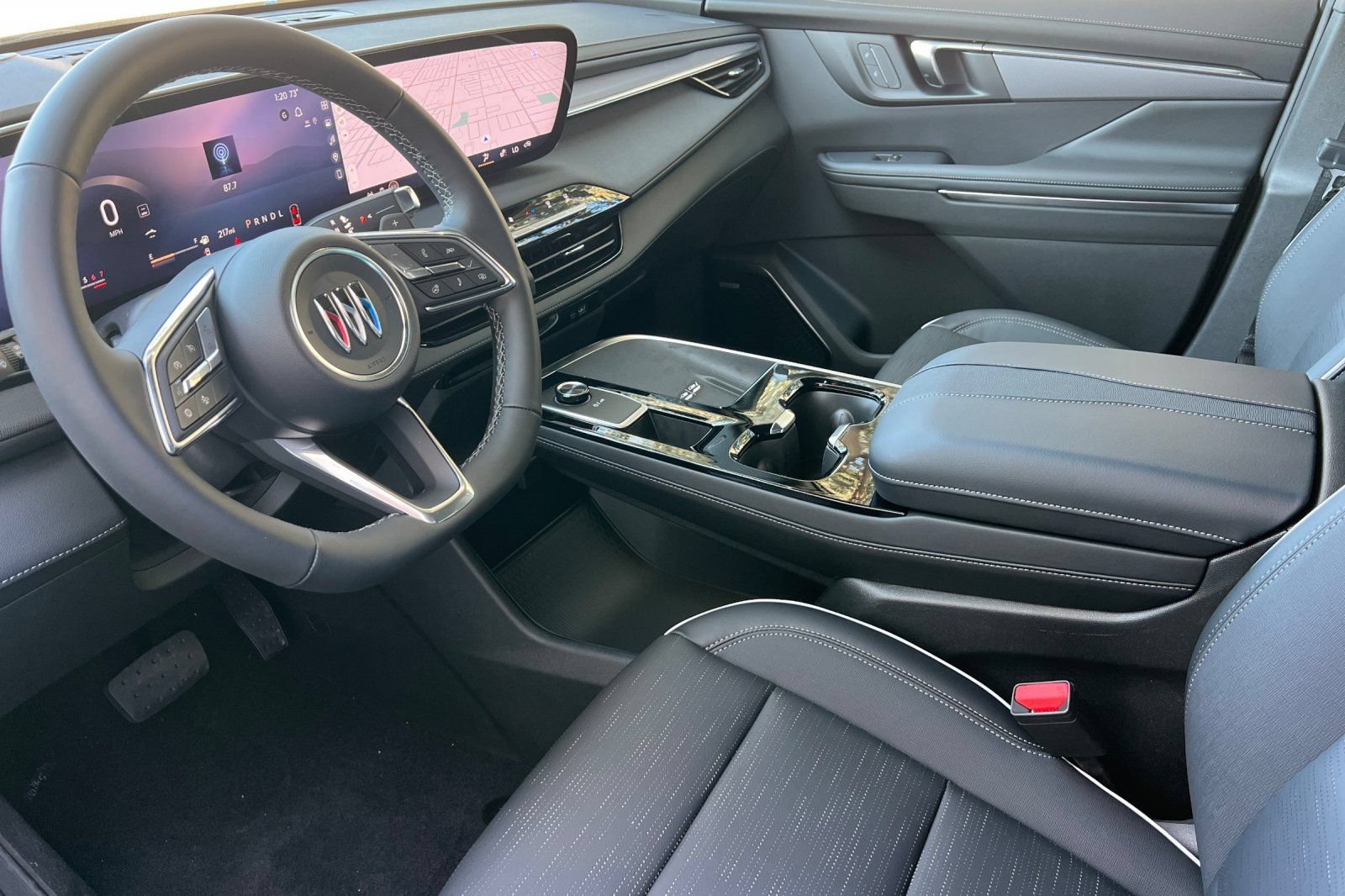 New 2026 Buick Enclave Sport Touring w/ Power Package FWD image 7