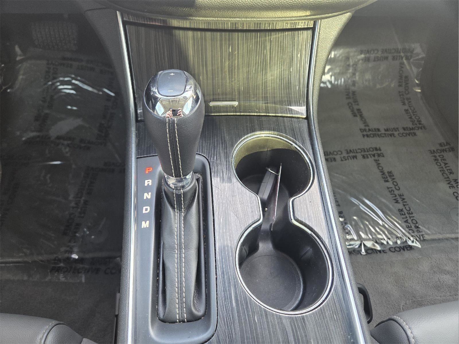 Used 2018 Chevrolet Impala LT FWD image 16