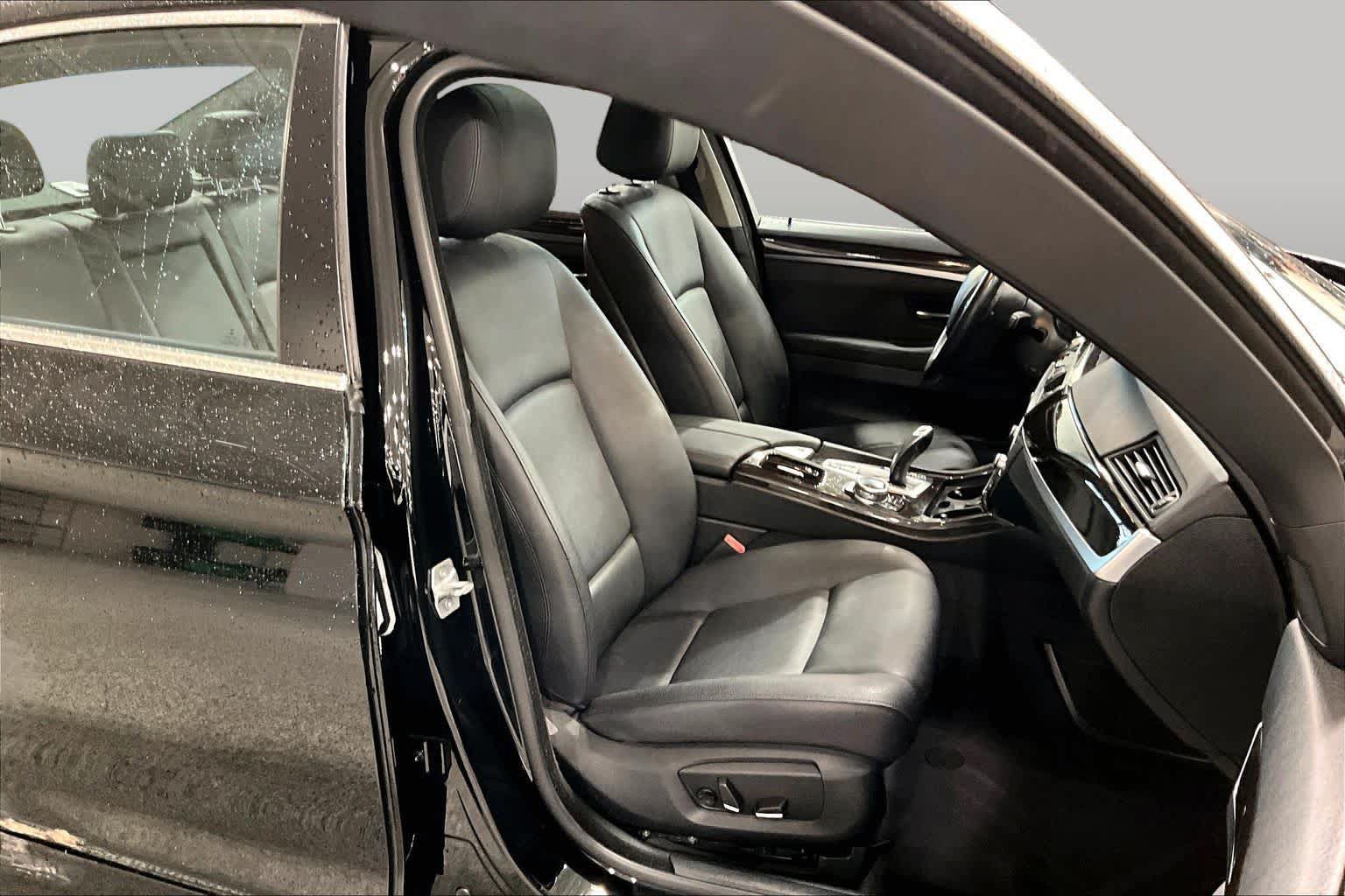 Used 2015 BMW 528i Sedan RWD image 9