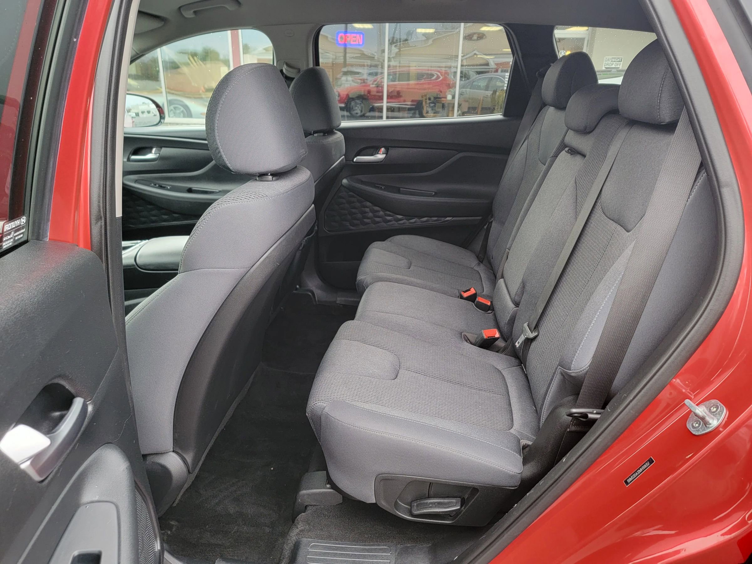 Used 2021 Hyundai Santa Fe SEL image 11