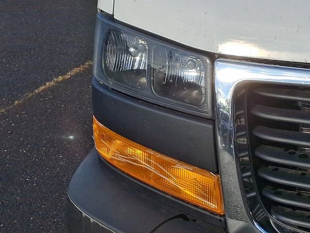 New 2025 GMC Savana 3500 w/ Power Convenience Package image 5