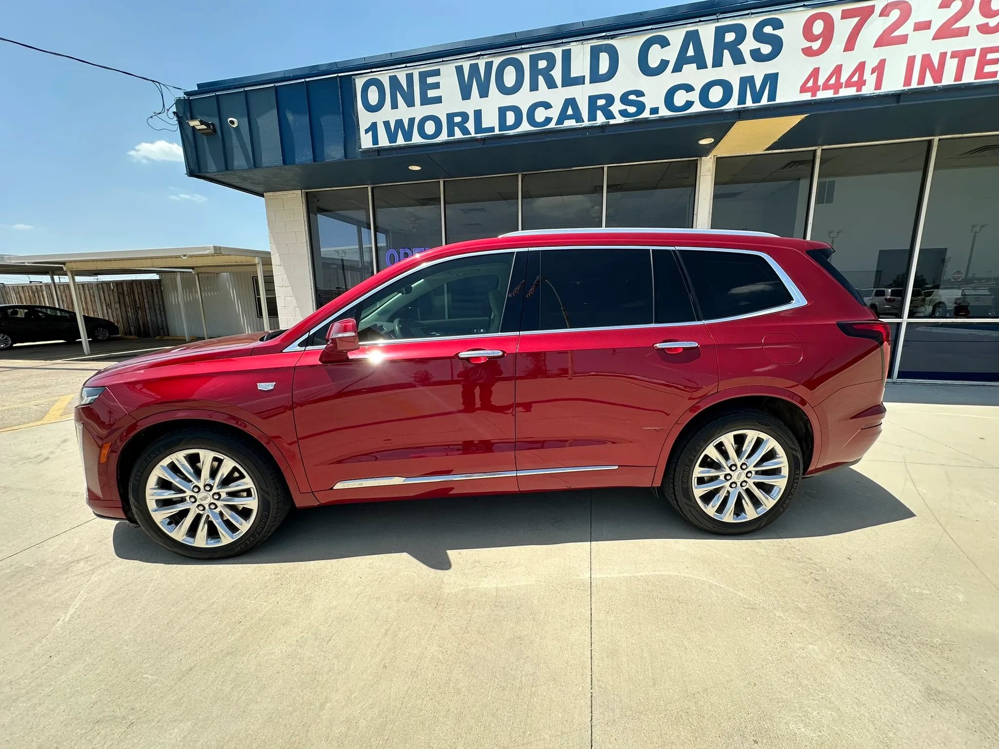 Used 2020 Cadillac XT6 Premium Luxury FWD image 4