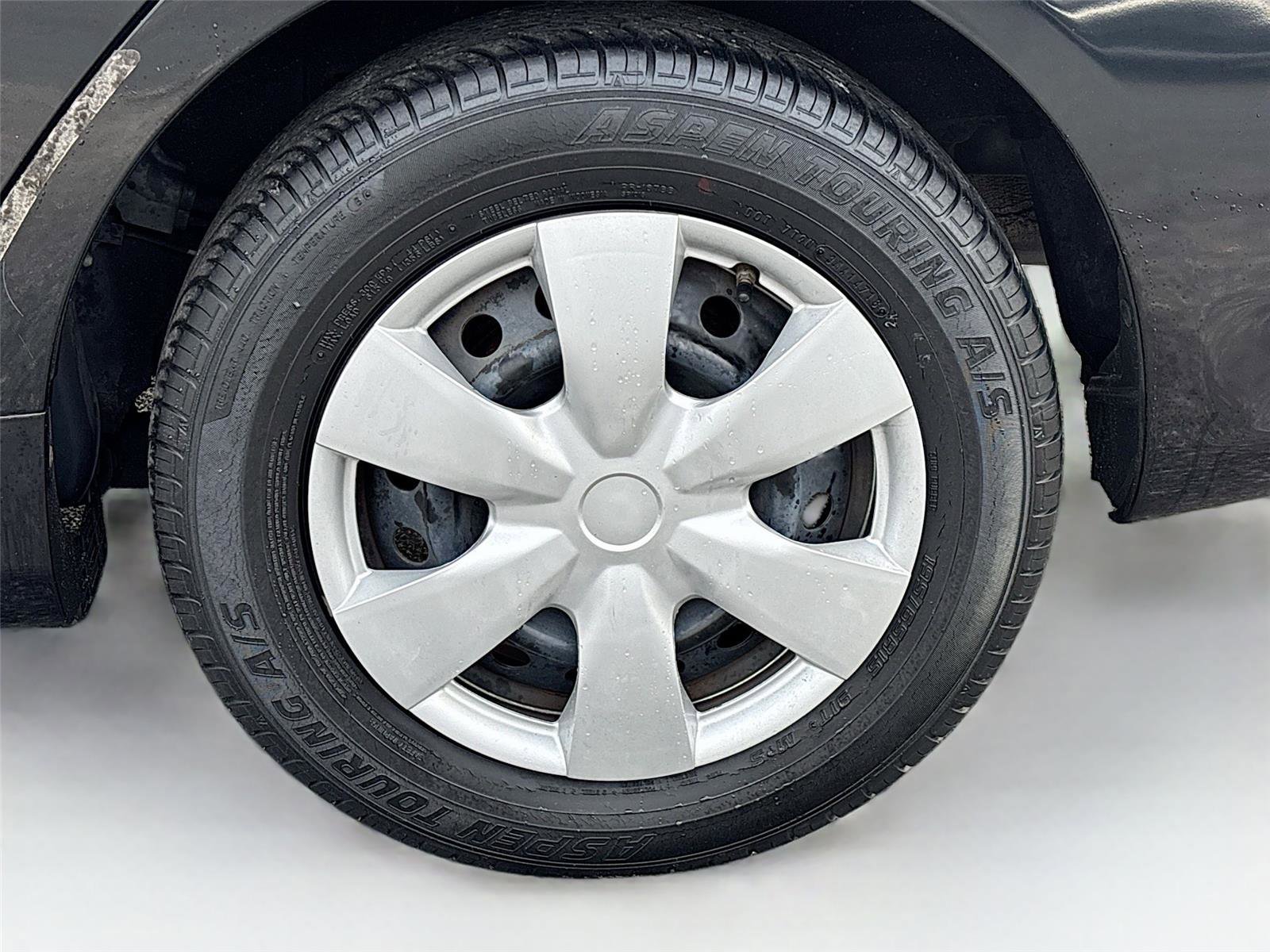 Used 2013 Toyota Corolla L image 31