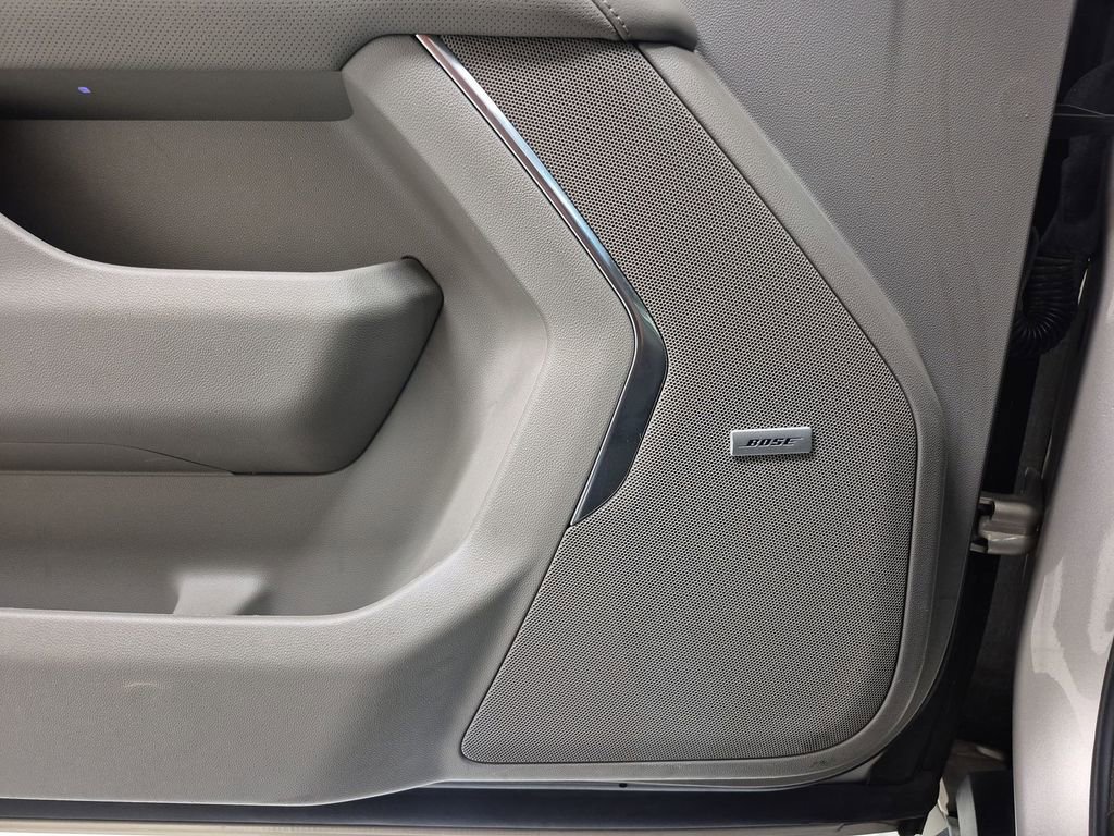 Used 2021 GMC Yukon SLT w/ SLT Premium Package image 25