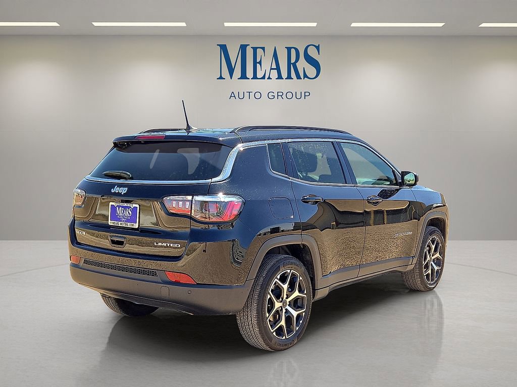 Used 2025 Jeep Compass Limited image 5