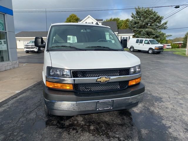 New 2025 Chevrolet Express 3500 Extended w/ Driver Convenience Package image 6