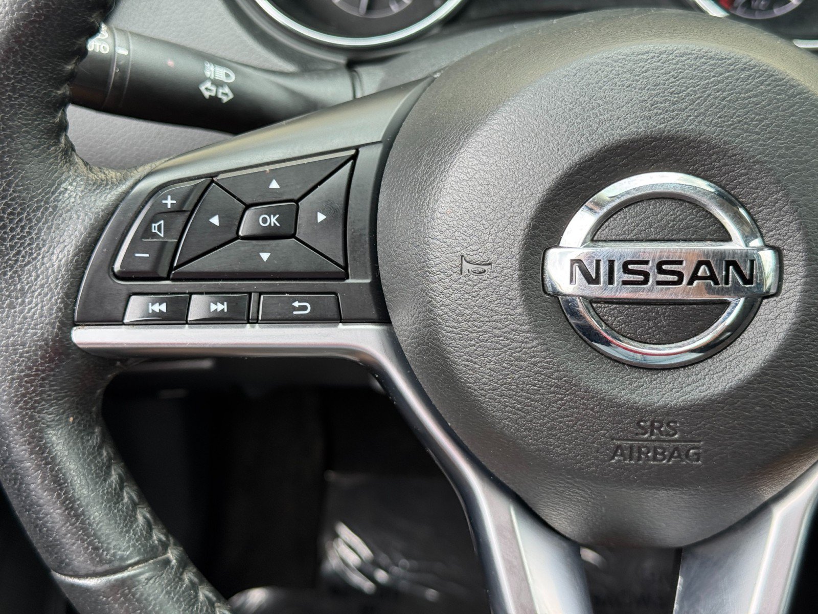 Used 2019 Nissan Rogue SV w/ Premium Package AWD/4WD image 21