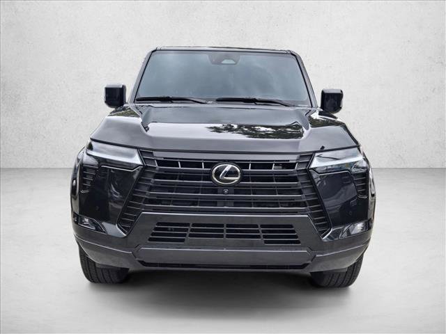 Used 2025 Lexus GX 550 w/ Accessory Package (Z1) image 2