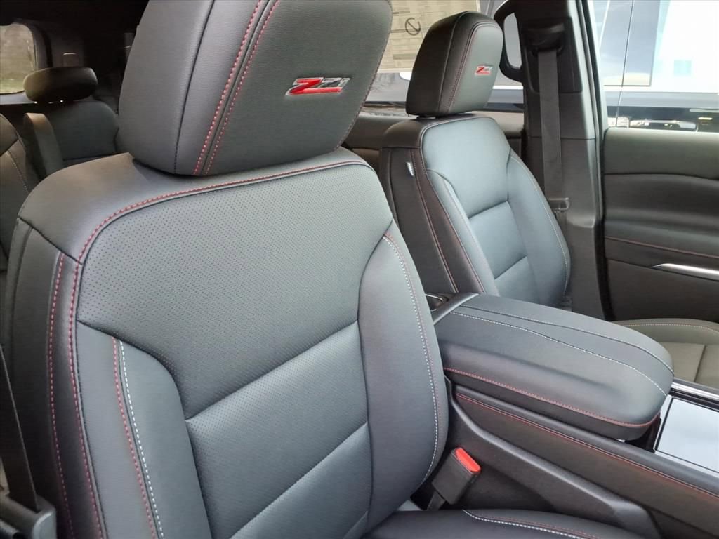 New 2026 Chevrolet Traverse Z71 w/ Enhanced Driving Package AWD/4WD image 21
