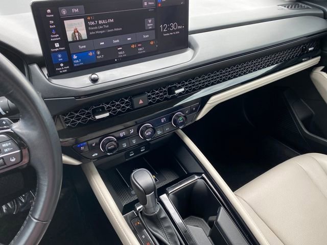 Used 2024 Honda Accord Touring image 17