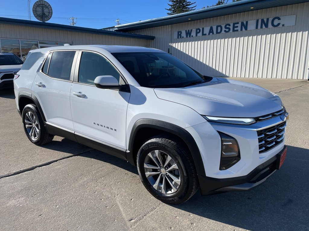 Used 2025 Chevrolet Equinox LT image 20